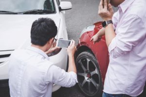 taking pictures of car accident